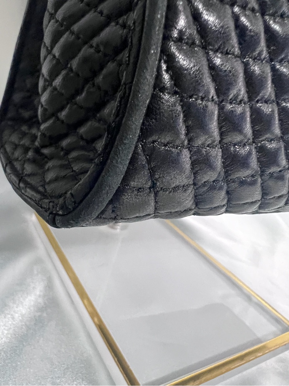Preloved Vintage Bally Black Quilted Top-Handle Women's Bag with Gold Hardware - Picture 5 of 16